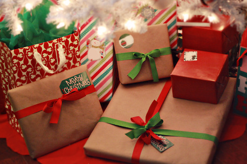 HADIAH DI BULAN DESEMBER